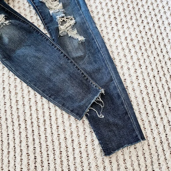 Judy Blue High Rise Medium Wash Distressed Raw Hem Button Fly Skinny Jeans 5/27 - Picture 7 of 9